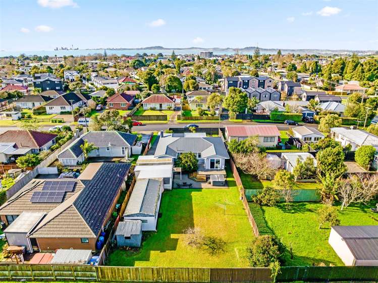 4 Rixon Place Te Atatu Peninsula_28