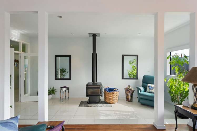 100B Marine Parade Otaki Beach_20