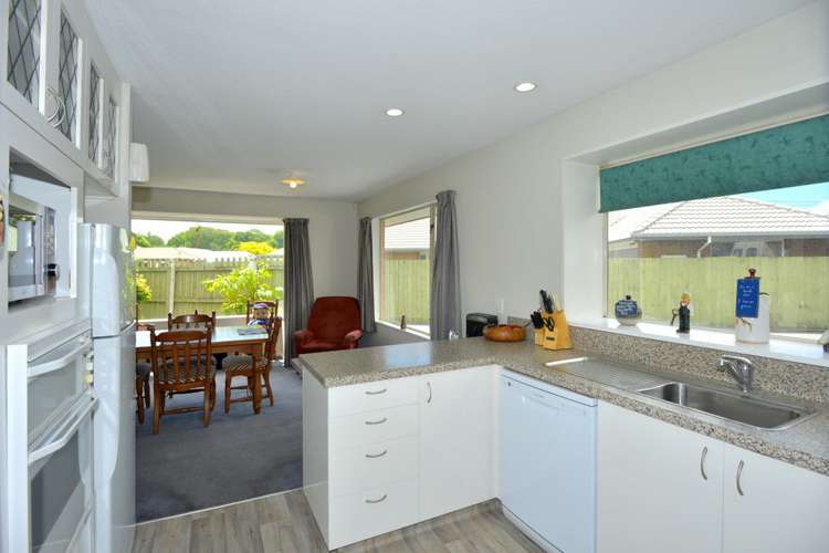 30 Peebles Drive Hei Hei_5