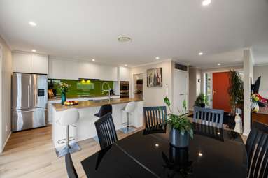 407 Warburton Crescent_3