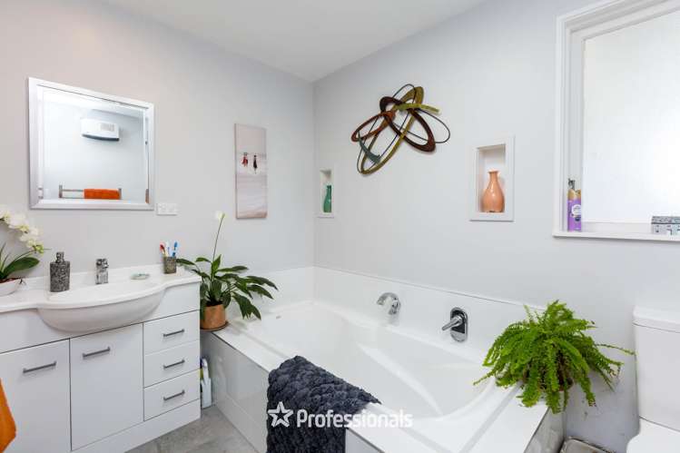 29 Kiwi Street Heretaunga_13