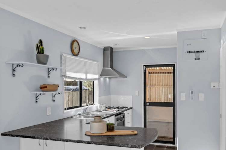 2/78 Court Crescent Panmure_7