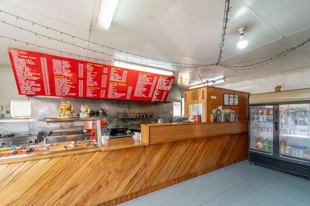 158 High Street North Carterton_2