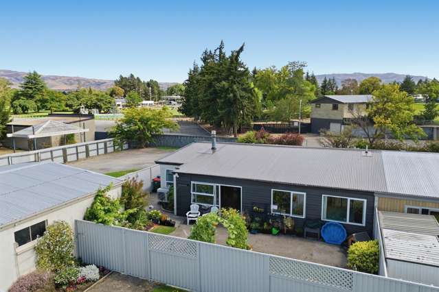 Easy Living - 3 bedrooms!