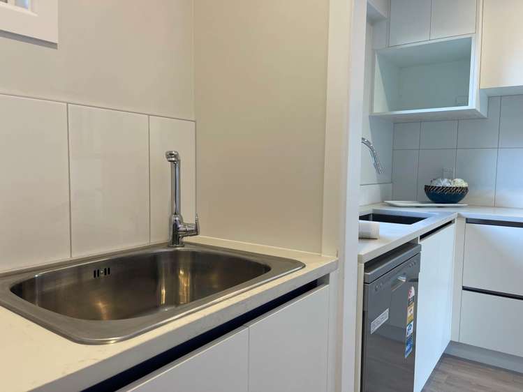 1/26 Karaka Street New Lynn_16