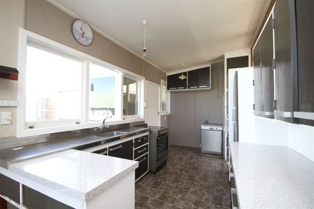 1 Queen Street Waihi_1