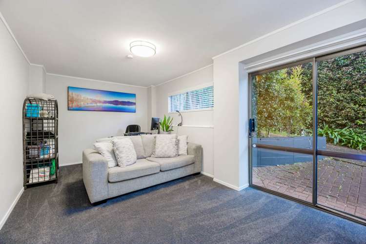 1/11 Honeysuckle Lane Mairangi Bay_17