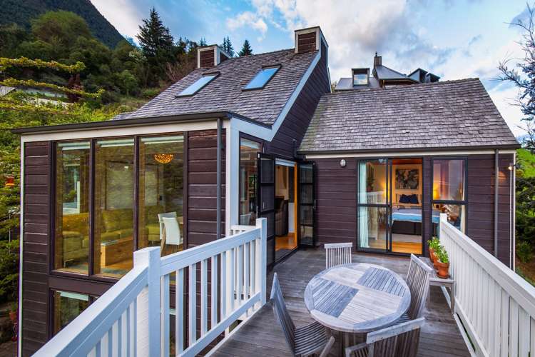 18 Mckerrow Place Fernhill/Sunshine Bay_15