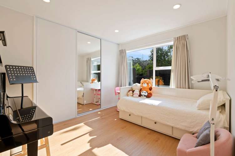 2/2 Keldale Place Forrest Hill_8