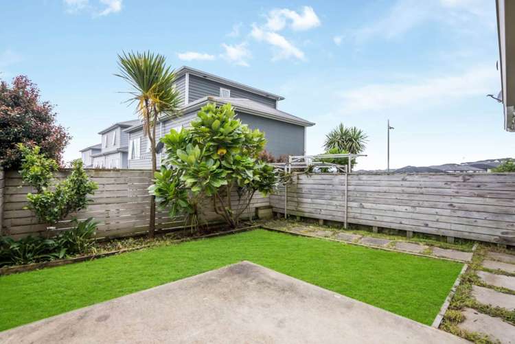 100 Arrowsmith Drive Flat Bush_12