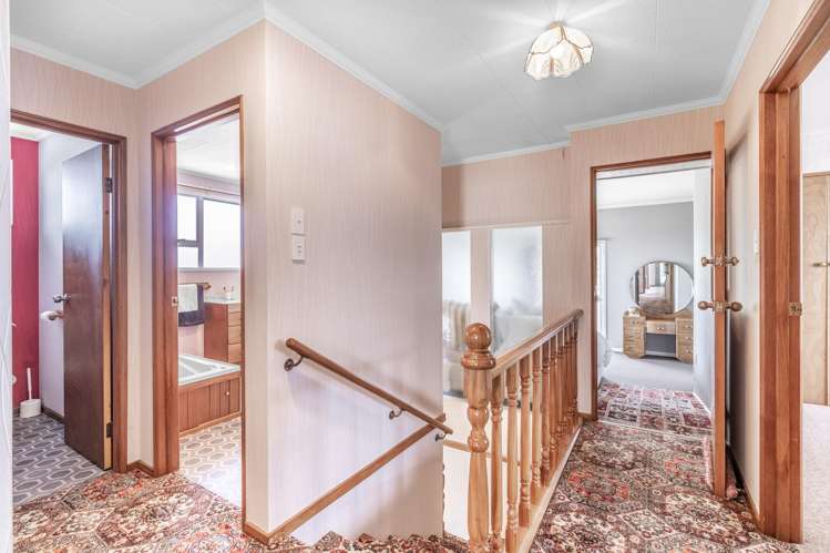 120 Walker Street Riverton_14