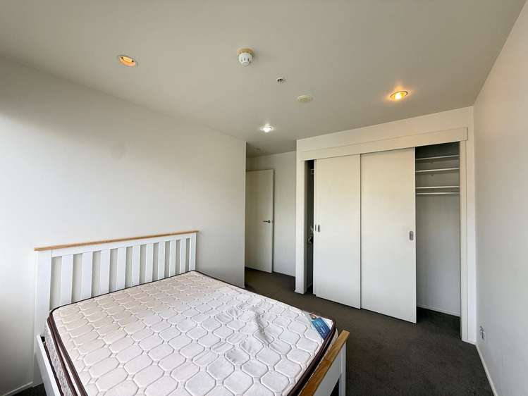 18 Beach Road Auckland Central_7