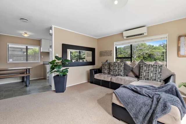1/111 Spinella Drive Bayview_3