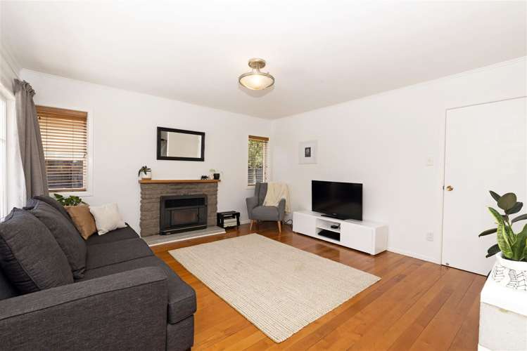 1/13 Essex Street Te Atatu South_26