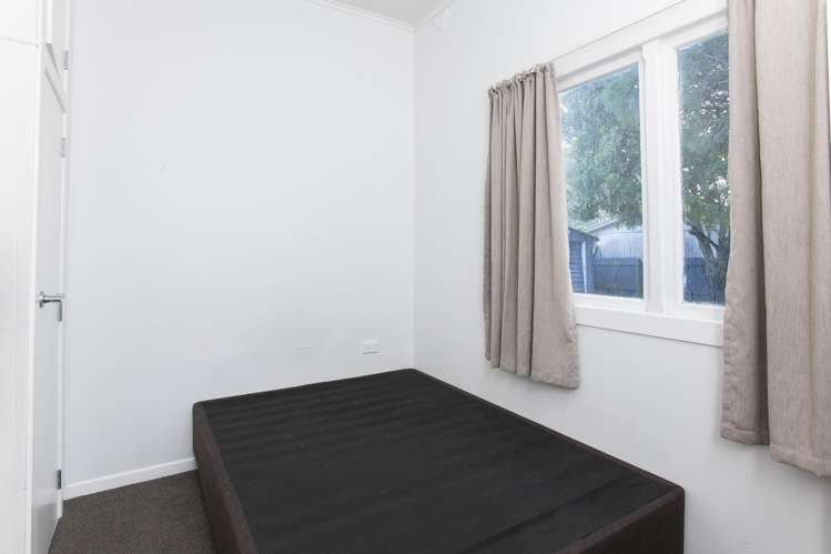 6 Newton Street Outer Kaiti_17