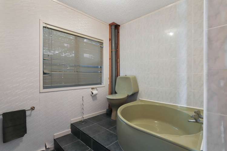 42 Rewarewa Road Te Atatu Peninsula_33