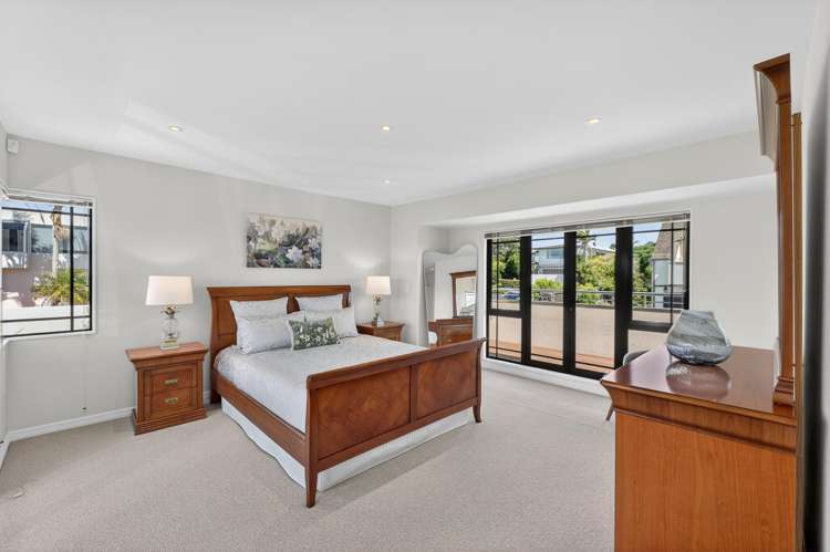 5 Midway Avenue Castor Bay_13