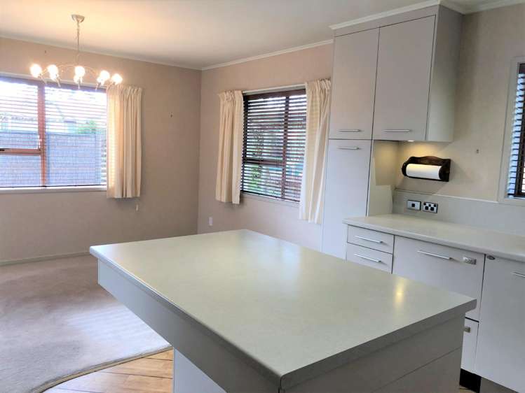 2 Egmont Street 1053_4