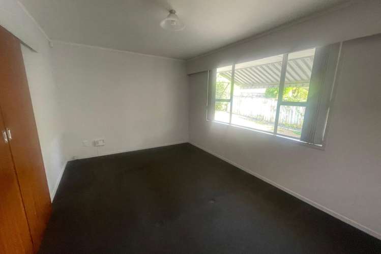  2/28 Royal View Road Te Atatū South_4