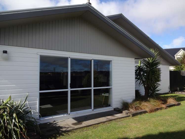 7 Martin Place Carters Beach_18