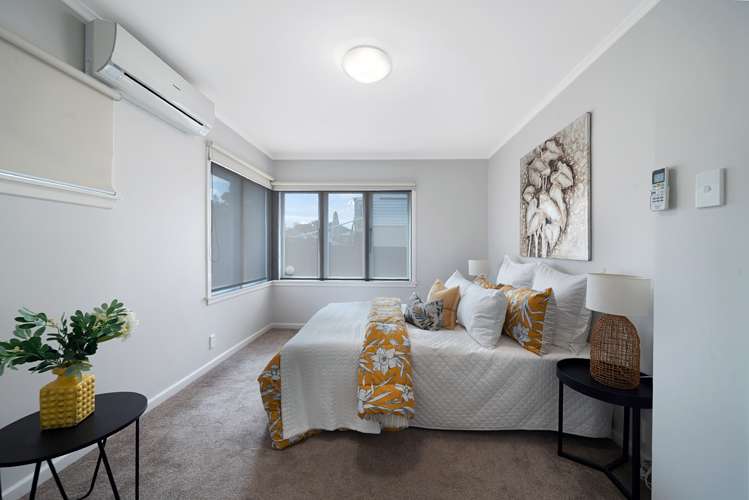 2 Nile Road Kelston_9