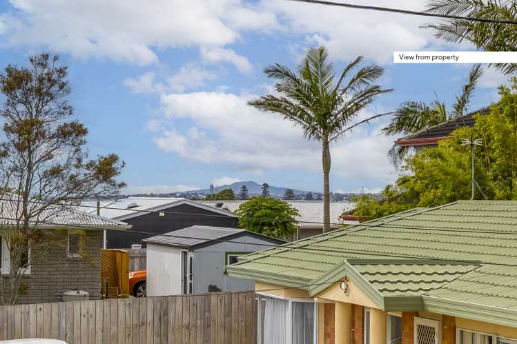 33c Farquhar Road Glendene_9