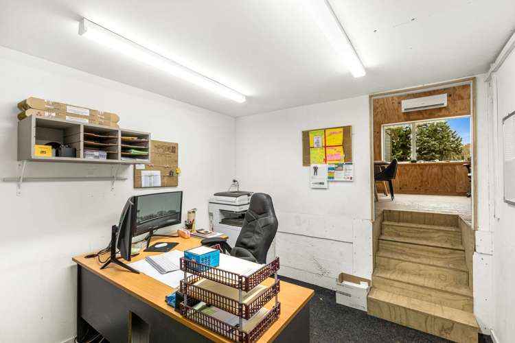 7 Pluto Road Lumsden_12