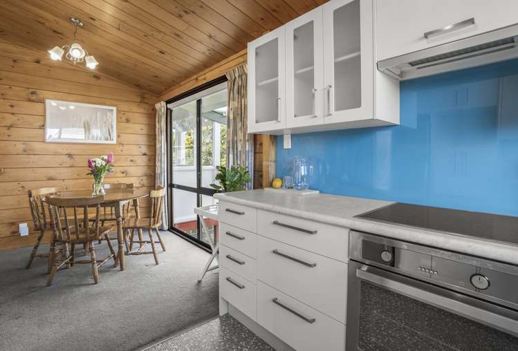 62 Cypress Drive Maungaraki_8