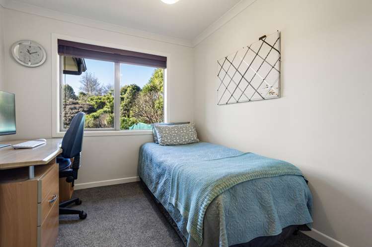 14 Cabernet Close Rototuna_21