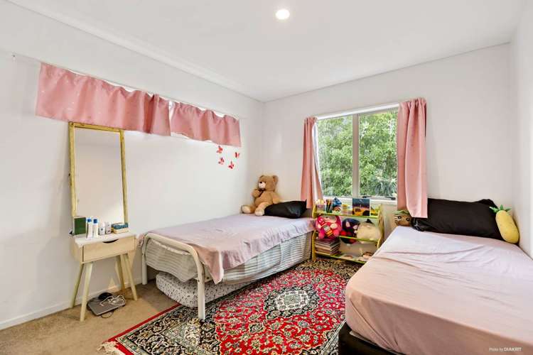 3/4 Ambrico Place New Lynn_7