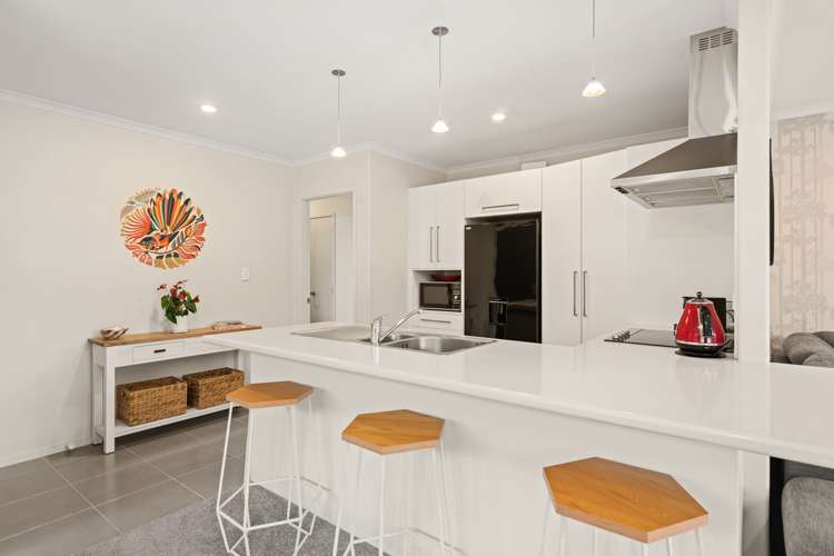 61 Twin Oak Avenue Papamoa_2