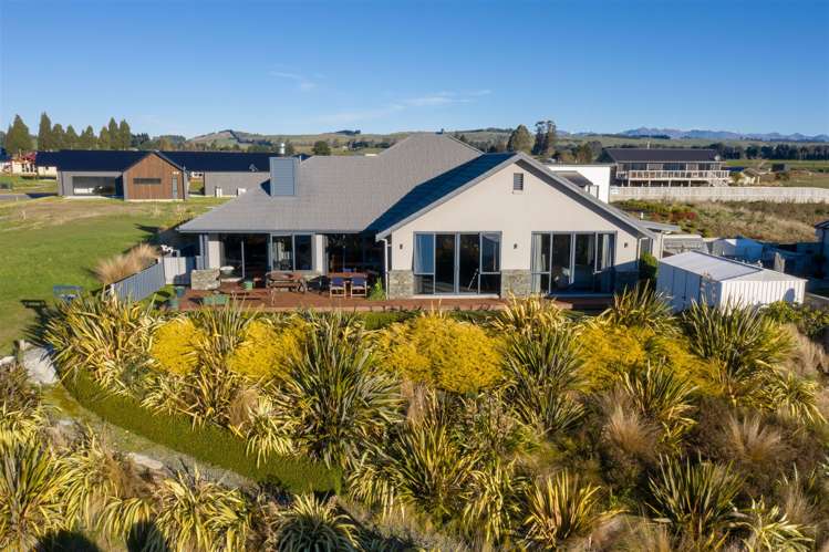 12 Tawera Place Te Anau_42
