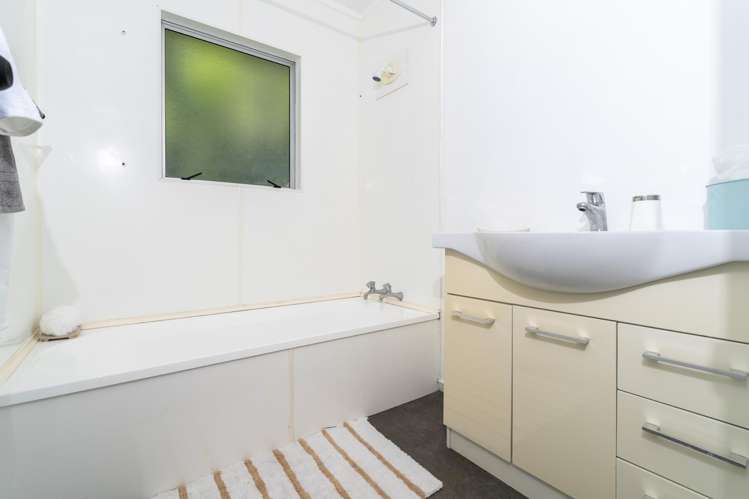 120 Wainui Road Raglan_10