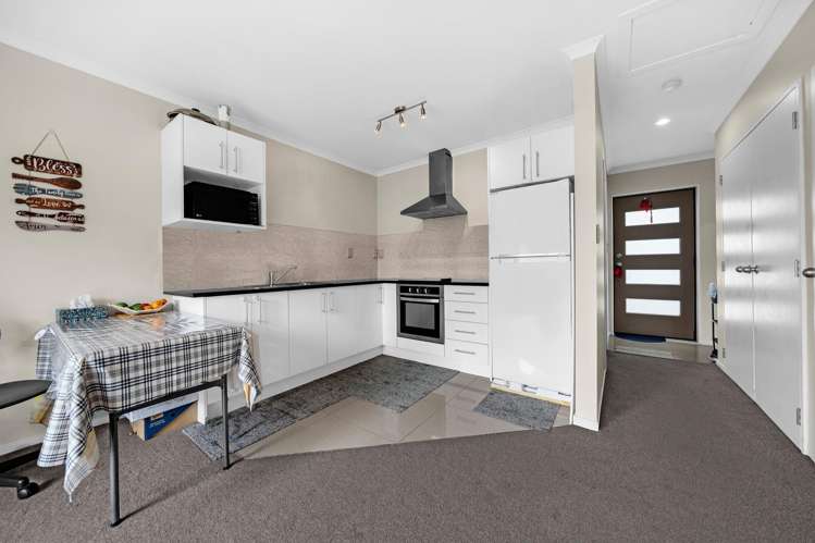 56 Mili Way Ranui_14