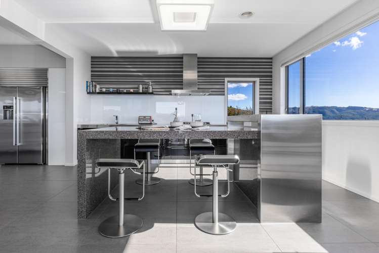 22 Milford Street Aotea_4