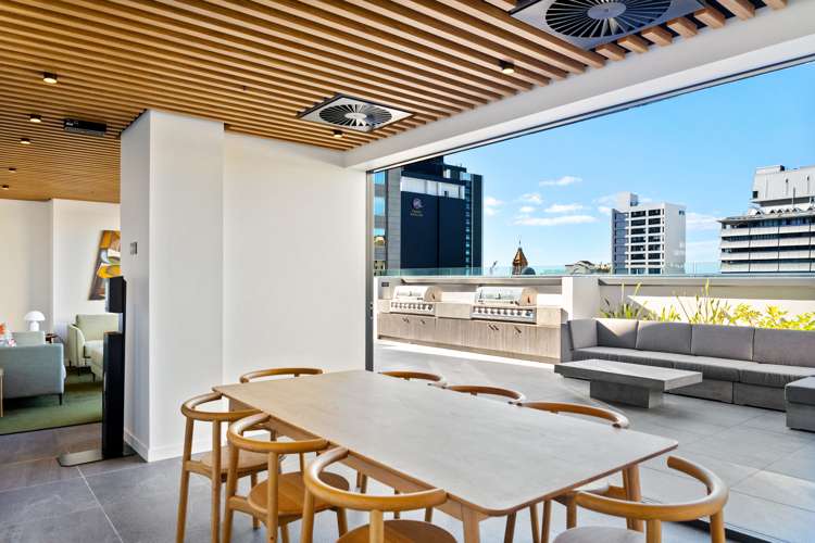 1306/10 Commerce Street Auckland Central_11