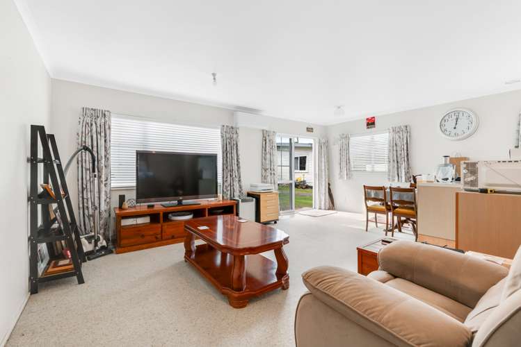 12 Centreway Road Orewa_6