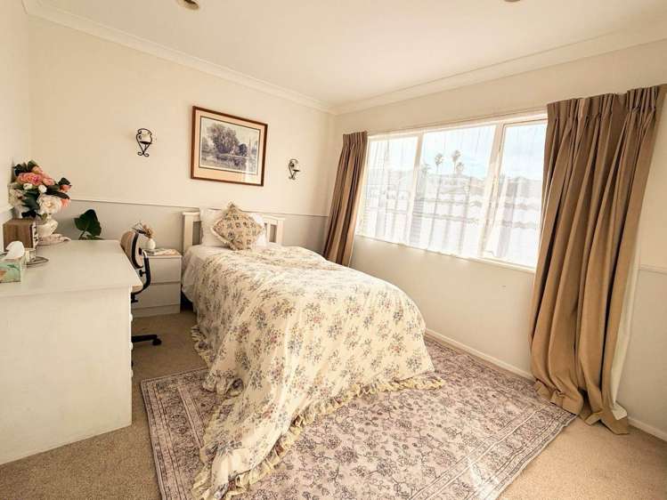 18 Ewhurst Place Goodwood Heights_10