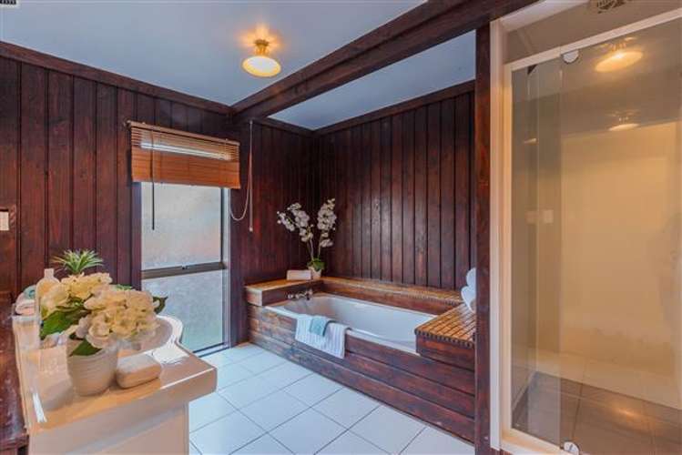 7 Moor Park Wattle Downs_14