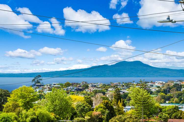 7 Limmer Place Browns Bay_33