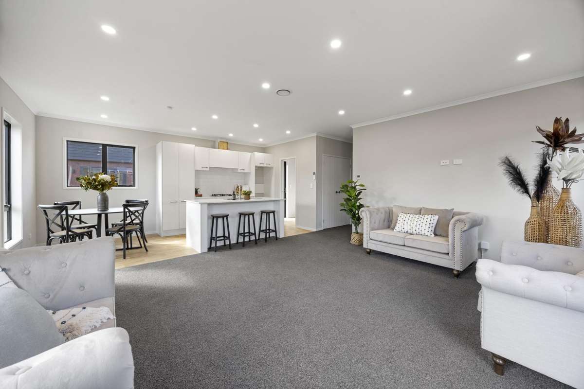 2/39 Maire Street_5