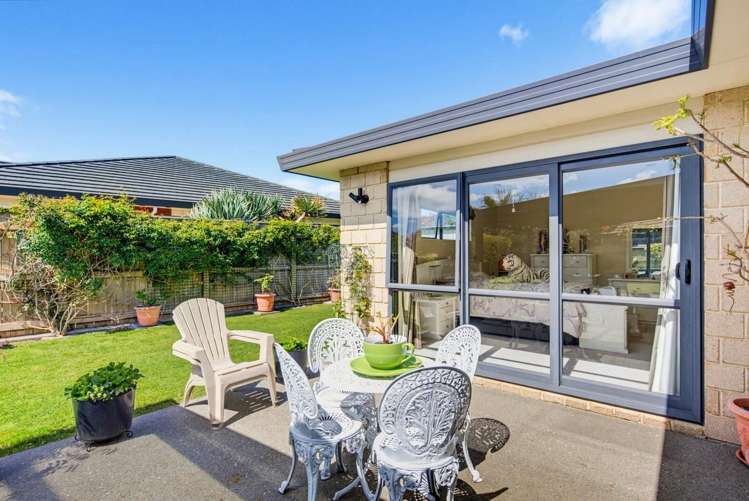 143 Milne Drive Paraparaumu_12