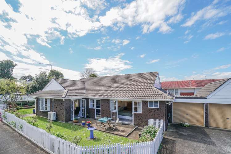 1/13 Turama Road Royal Oak_1