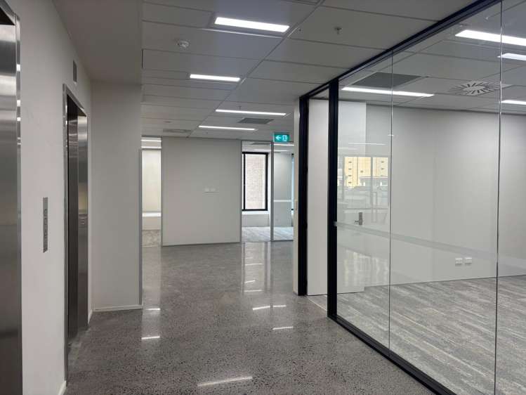 51 Shortland Street_0