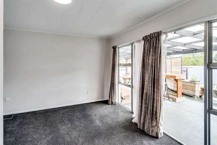 130 Portsmouth Road Flaxmere_7