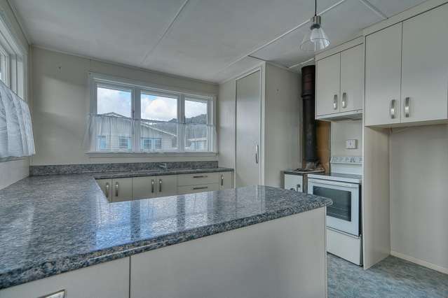 8 Wanganui Flat Road Harihari_4