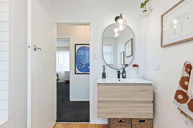 22 Penrith Street Westown_15