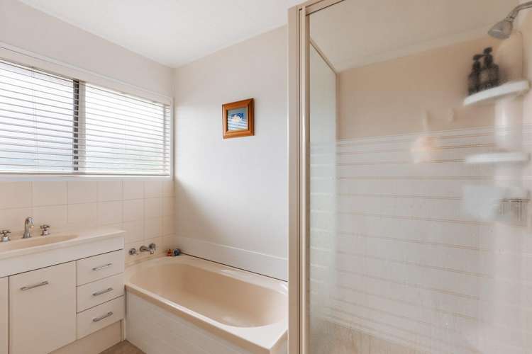 17 Glenfield Place Brookfield_11