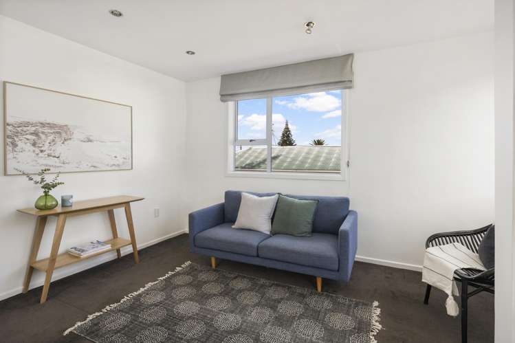 12/76 Freyberg Street Lyall Bay_2