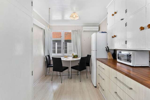 12 Anzac Road Gate Pa_2